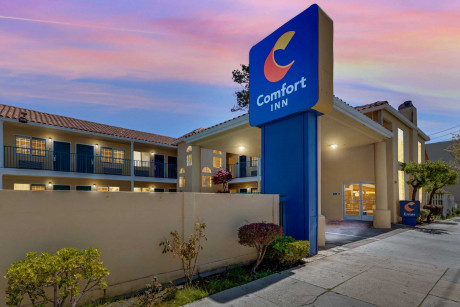 Comfort Inn Santa Cruz Beach Boardwalk Gallery - Exterior